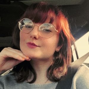 Meet your Posher, Laina